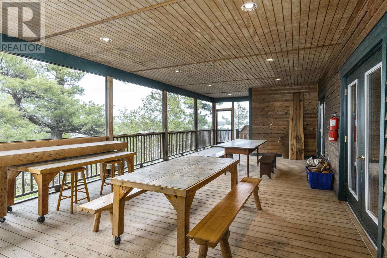 . Picture Island Property Photo 31