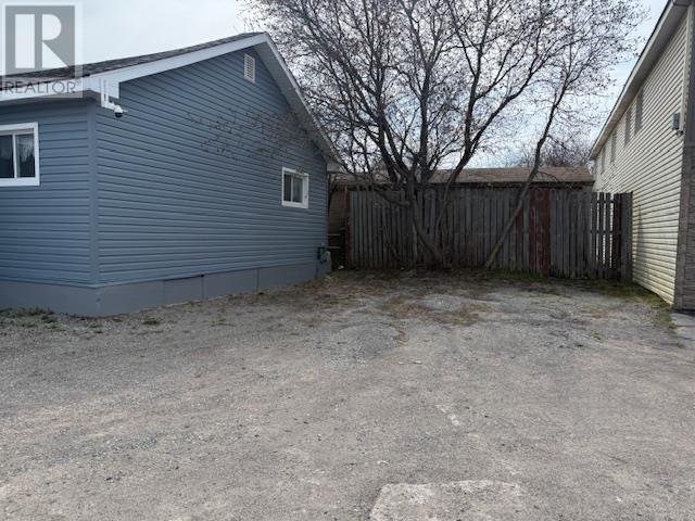 467 Korah Rd Property Photo 3