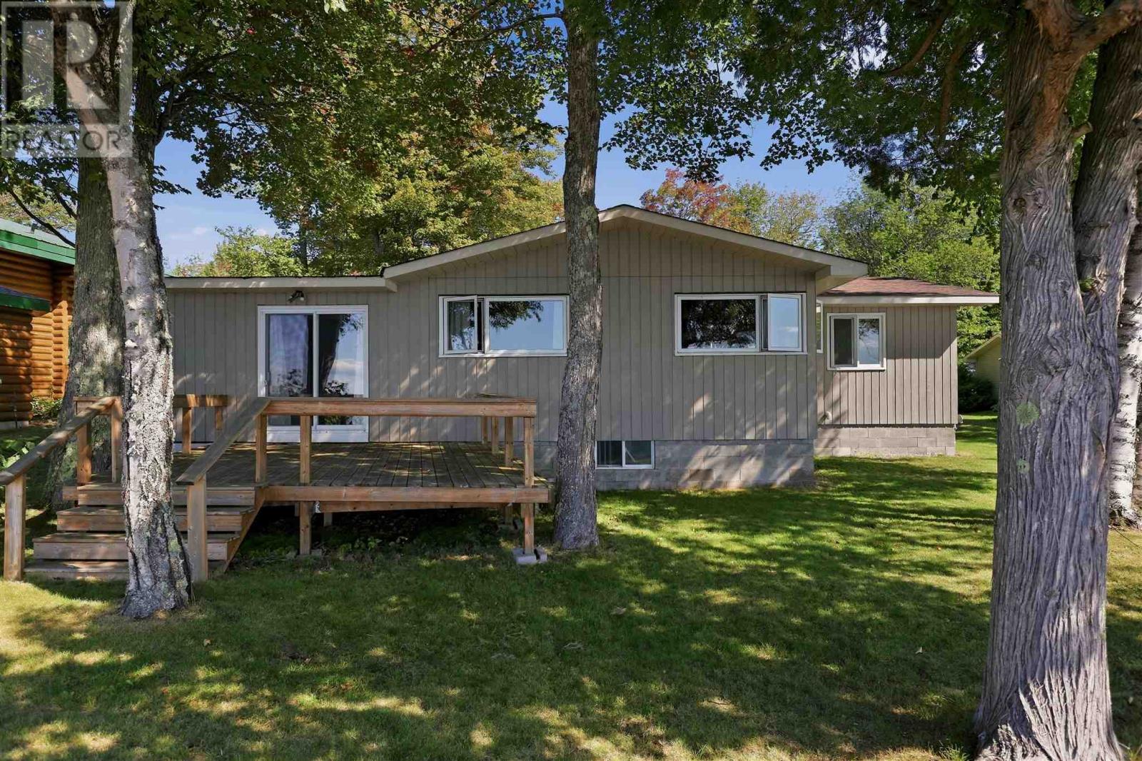 365 Sunnyside Beach Rd Property Photo 1