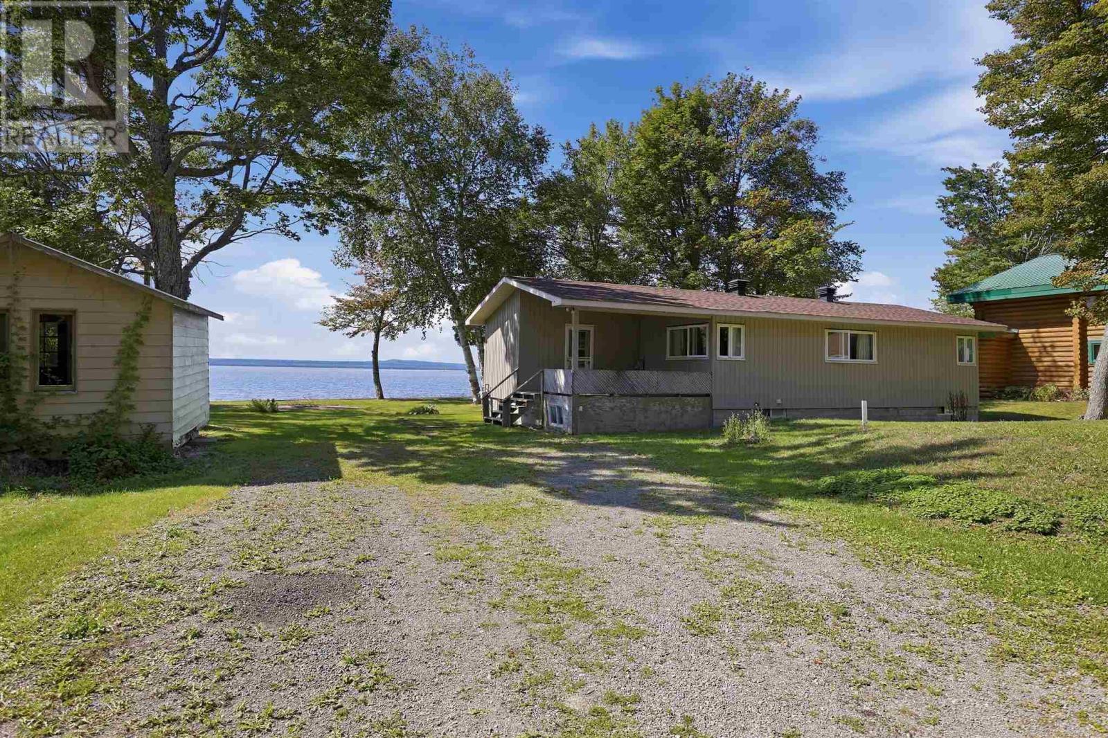 365 Sunnyside Beach Rd Property Photo 26