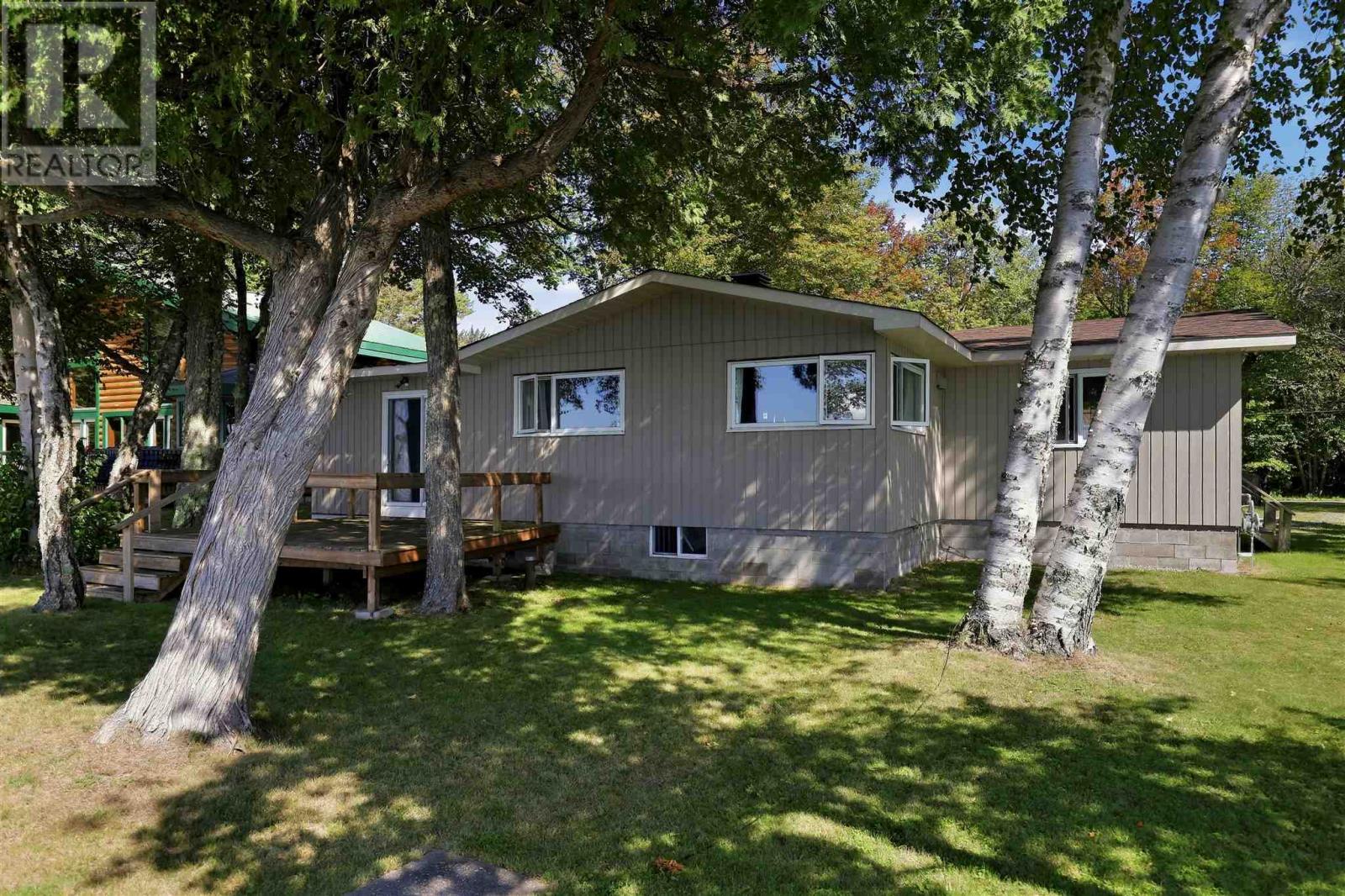 365 Sunnyside Beach Rd Property Photo 33