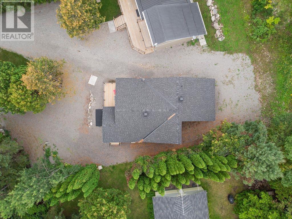 286 Harmony Beach Rd Property Photo 5