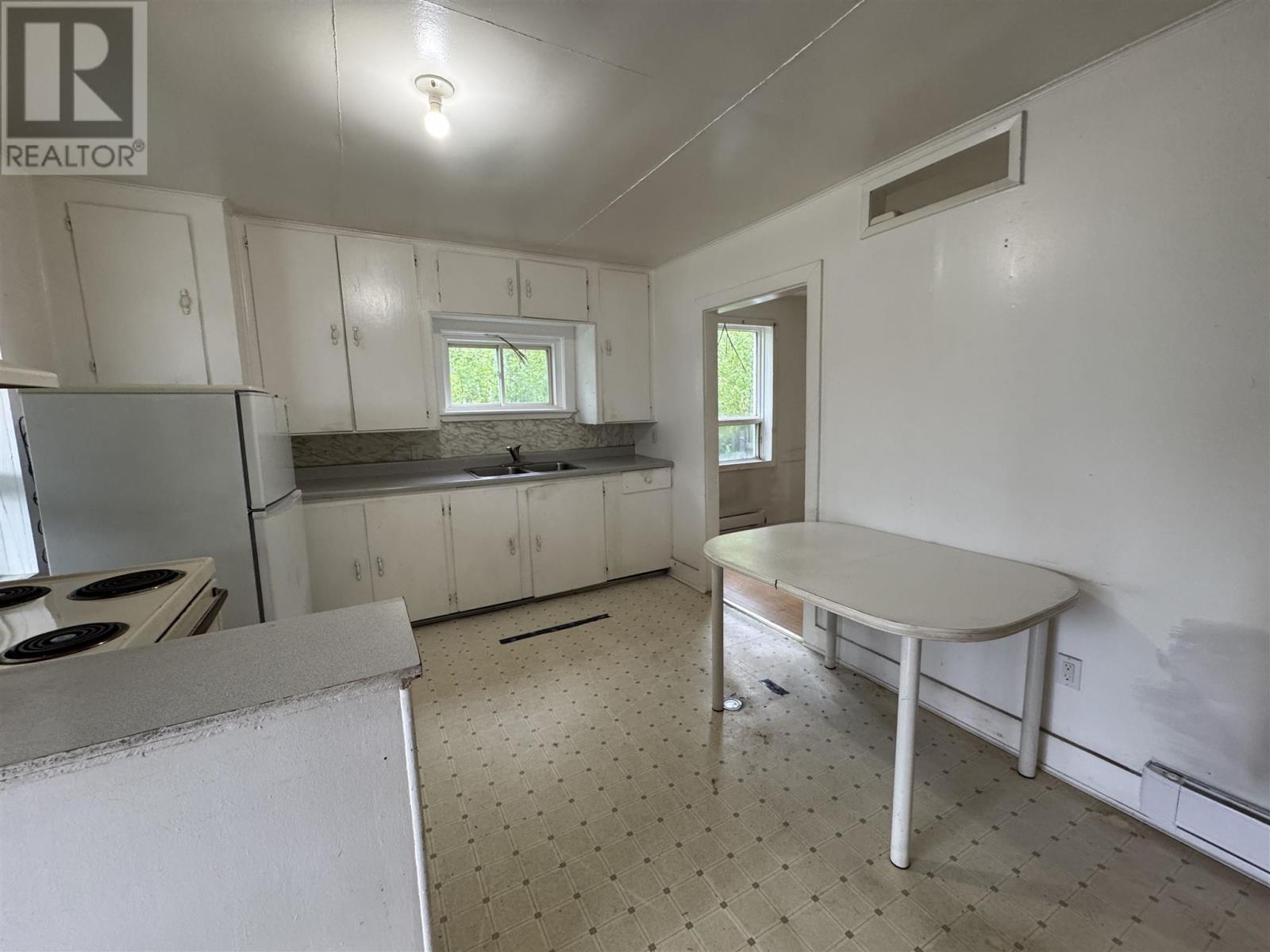 162 Martel Rd Property Photo 30