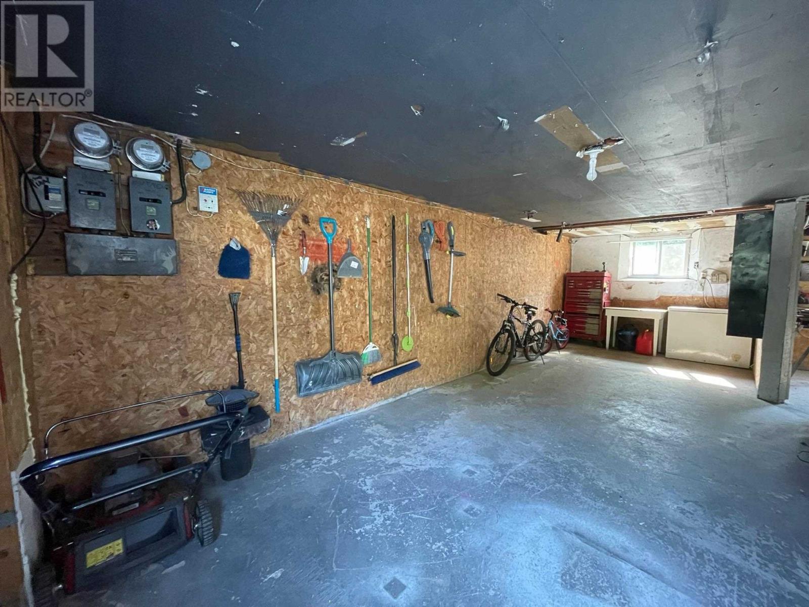 2 Government Lane Rd Property Photo 14