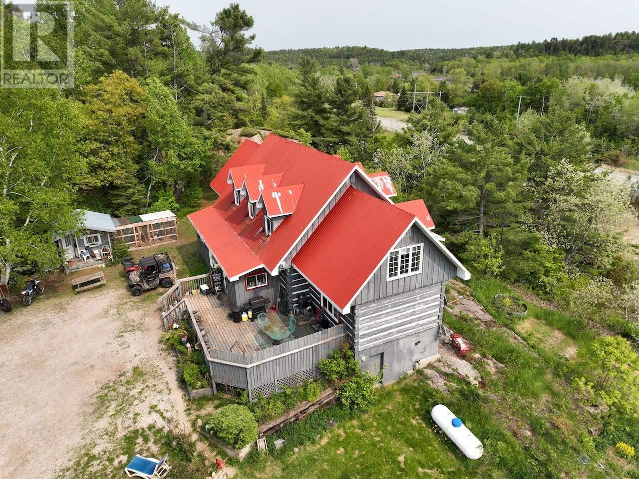 4517 Highway 17 Property Photo 1