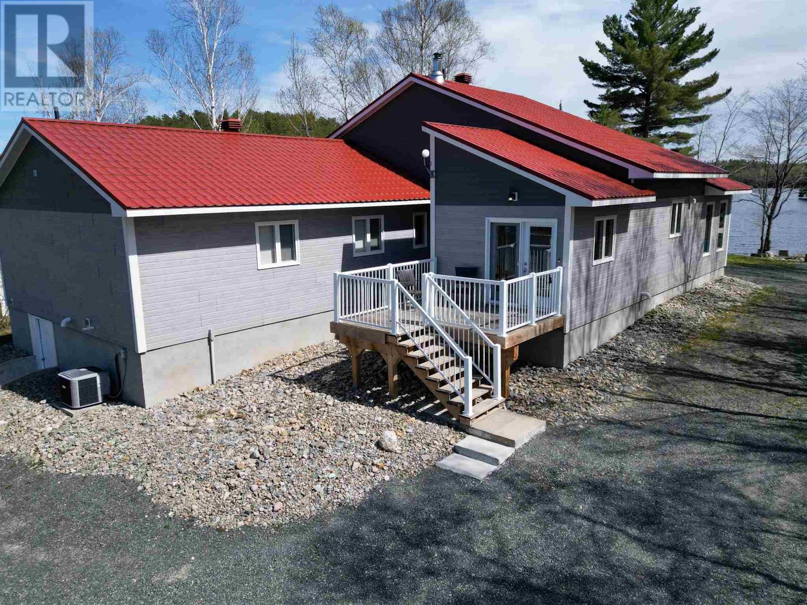 837 Stanrock Rd Property Photo 9
