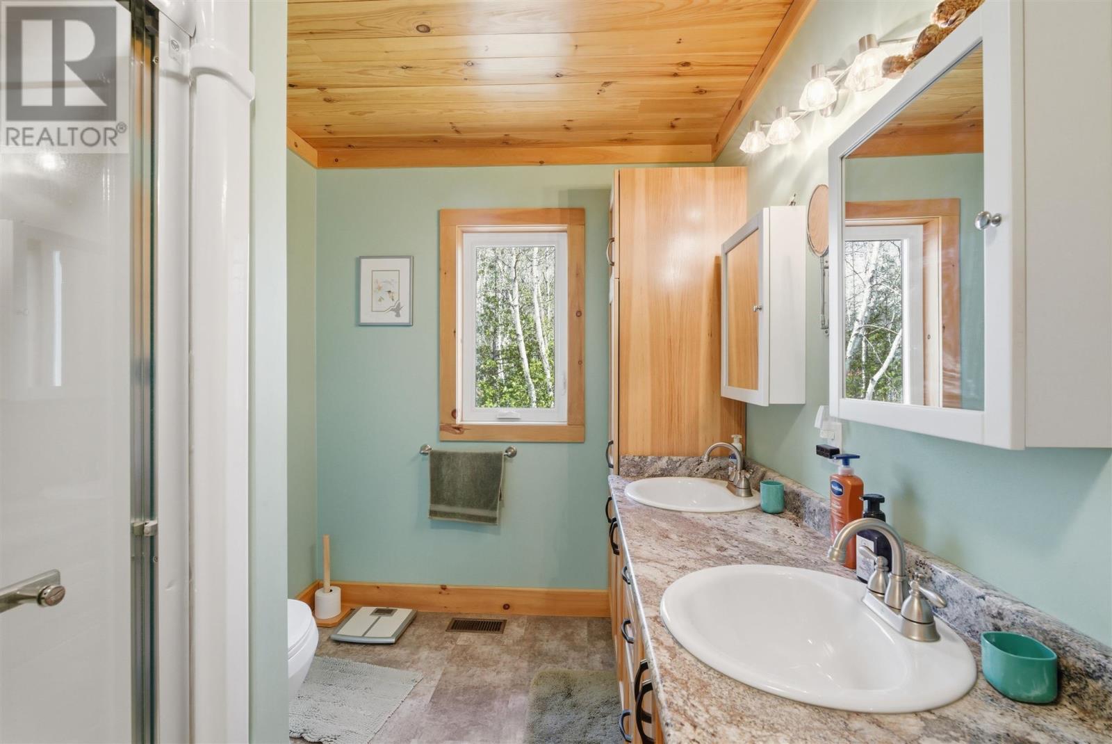 837 Stanrock Rd Property Photo 32