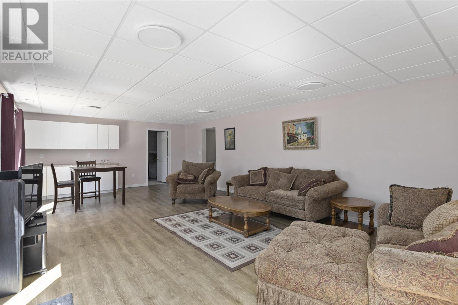 47 B River Dr Property Photo 15
