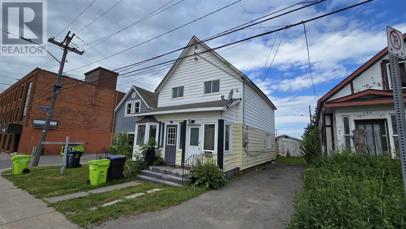 121-123 Elgin St Property Photo 4