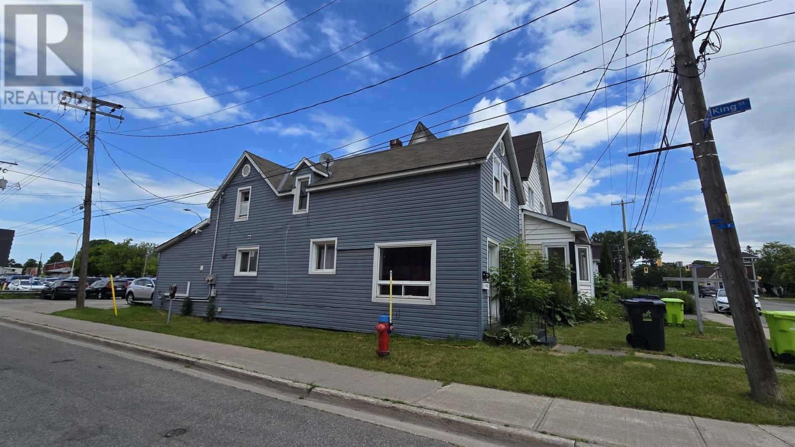 121-123 Elgin St Property Photo 6
