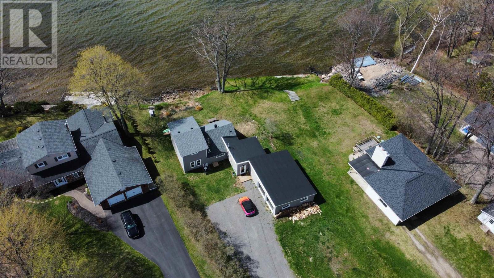44 Pinder Dr Property Photo 4
