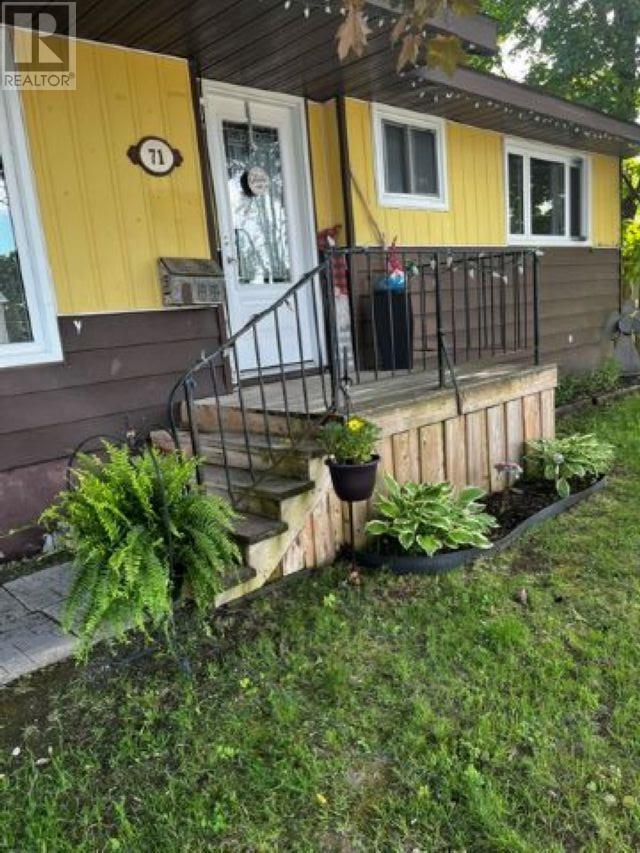 71 Hutchison Ave Property Photo 1