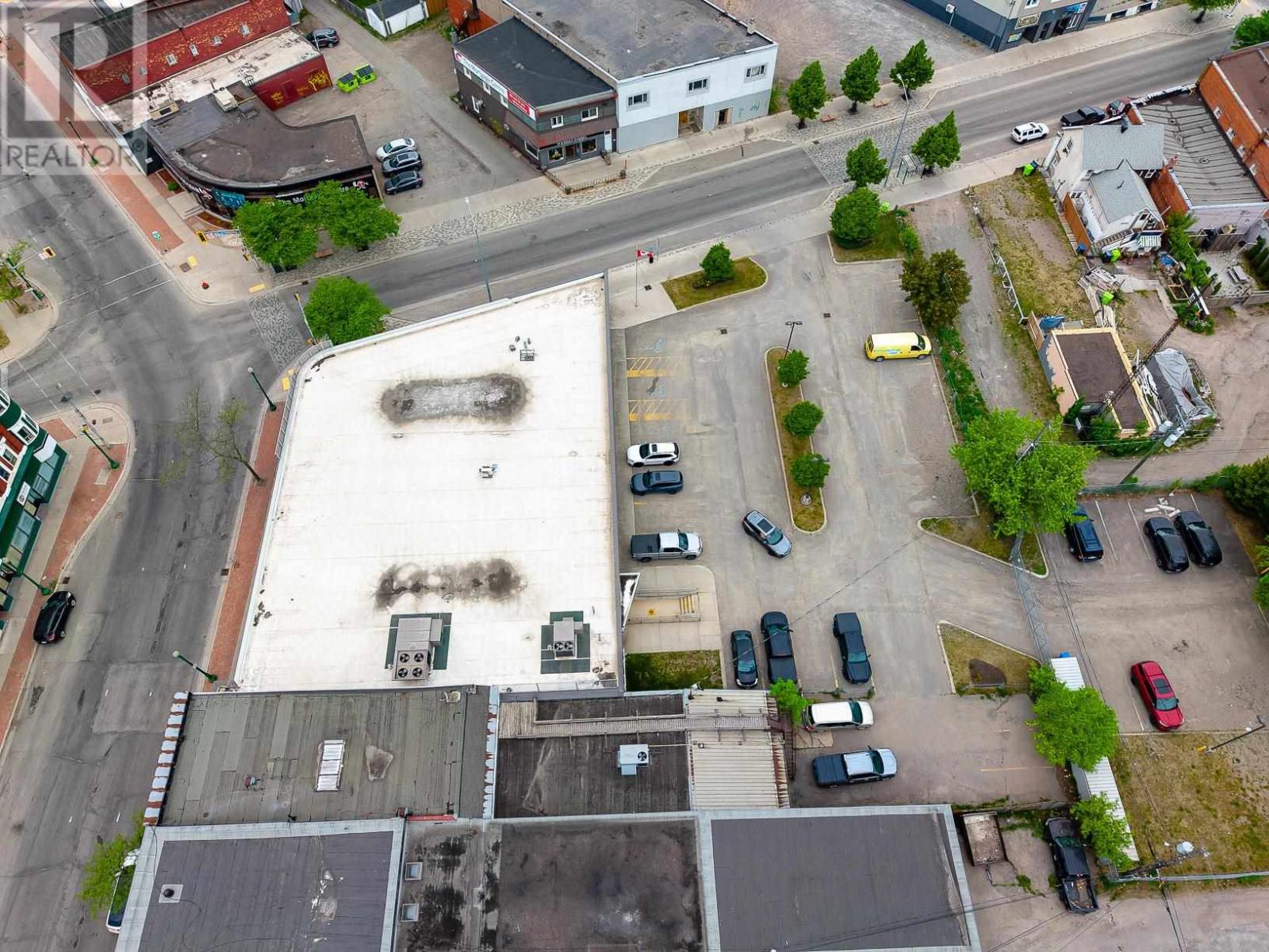 2-8 Queen St E Property Photo 22