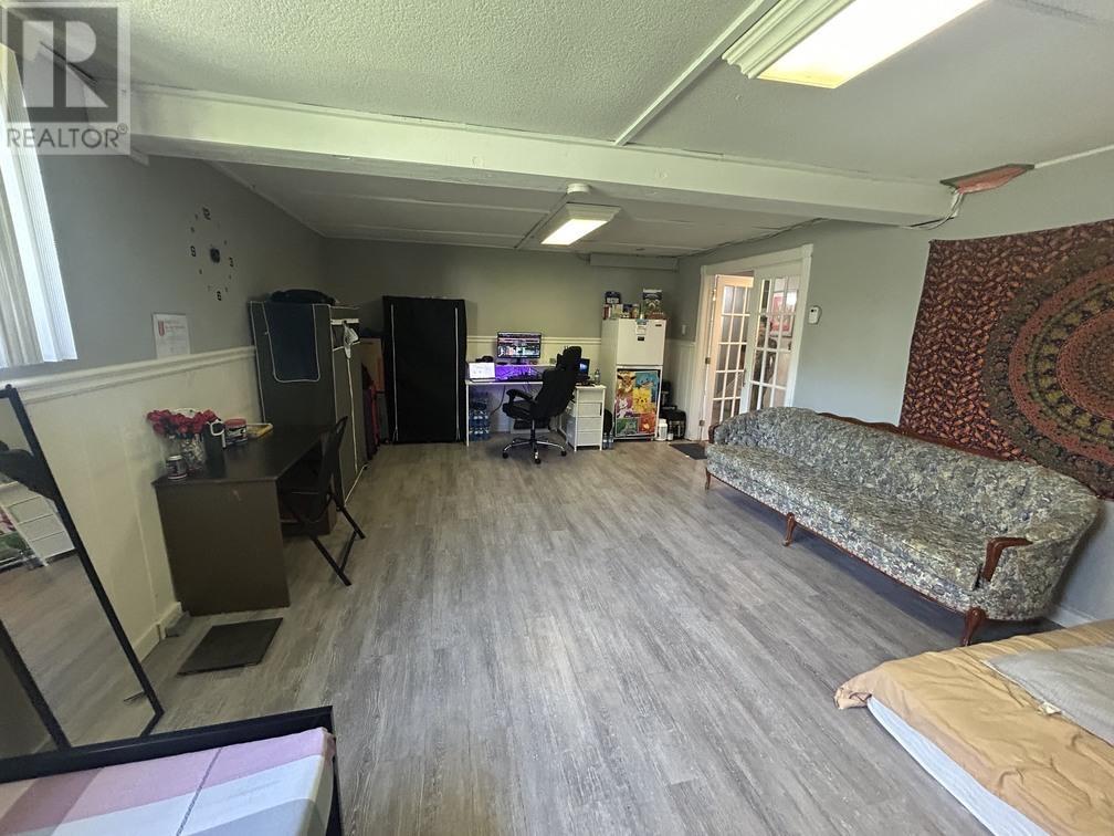 9 Tadcaster Pl Property Photo 17