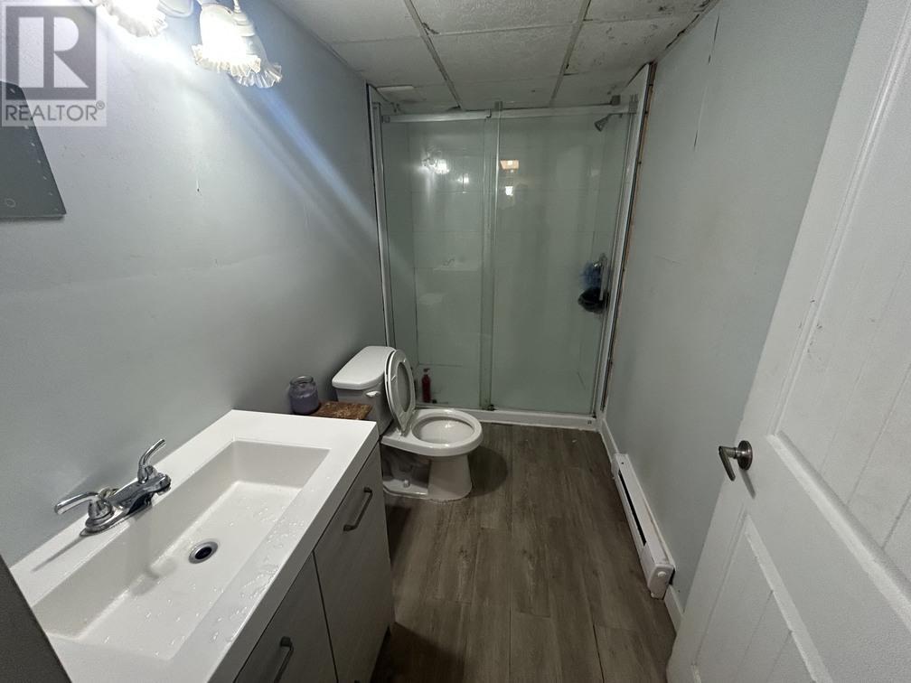 9 Tadcaster Pl Property Photo 18
