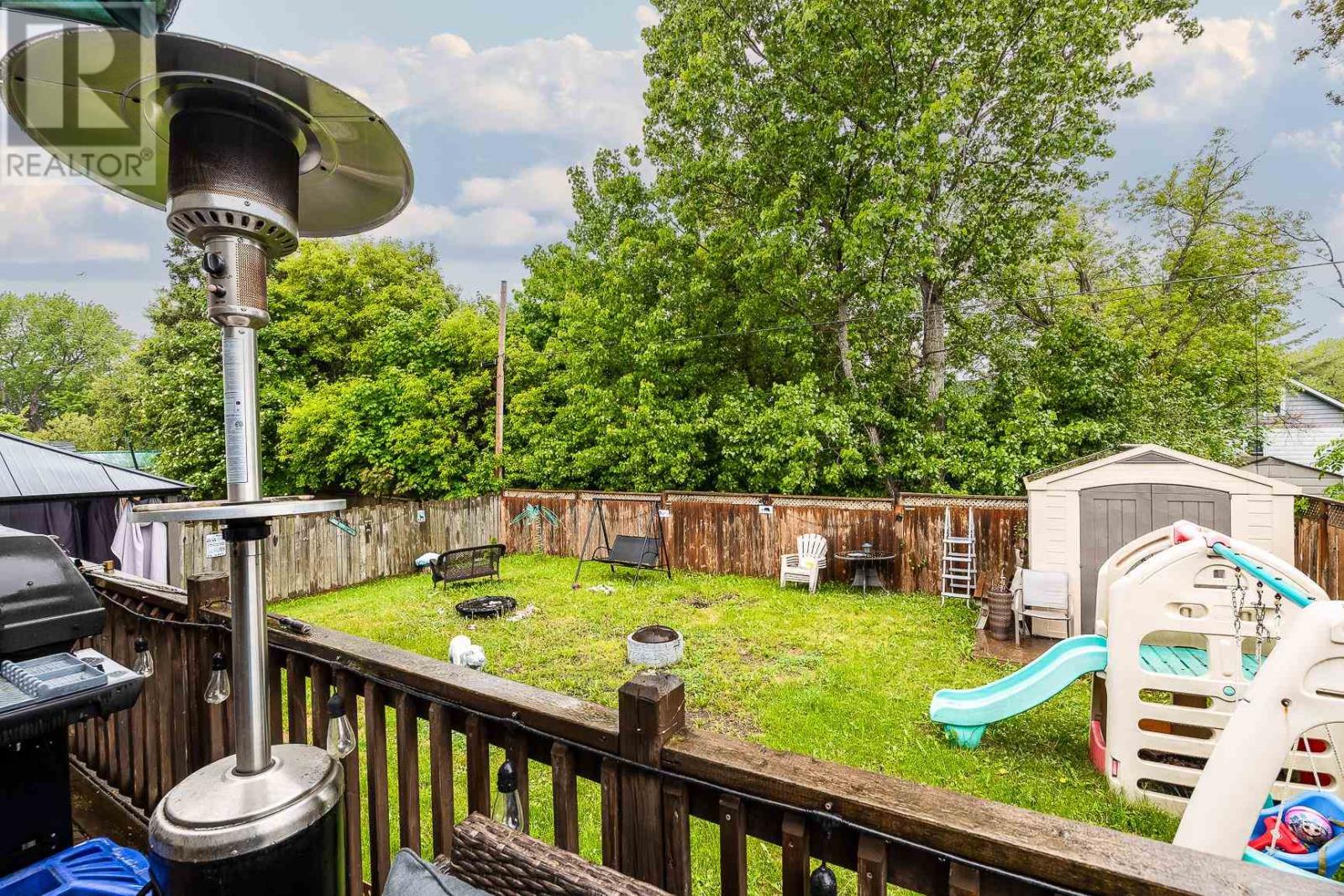 151 Walnut St Property Photo 36