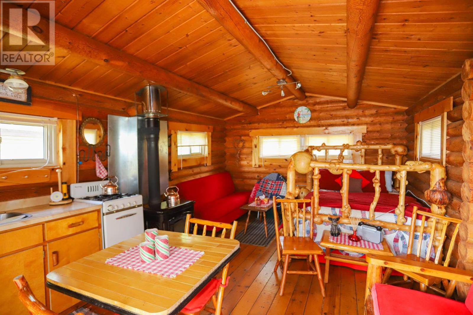 Garden Lake Property Photo 31