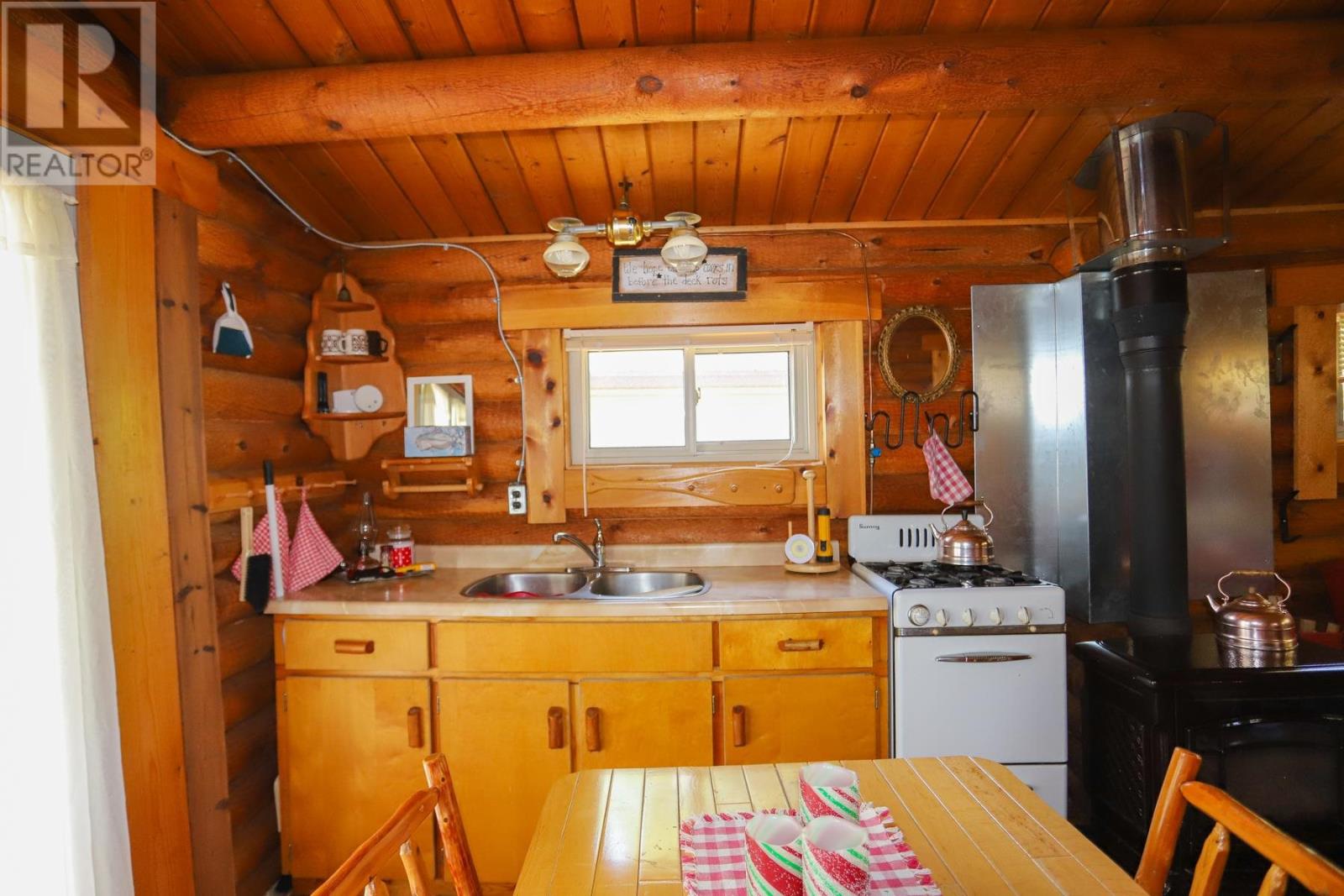 Garden Lake Property Photo 32