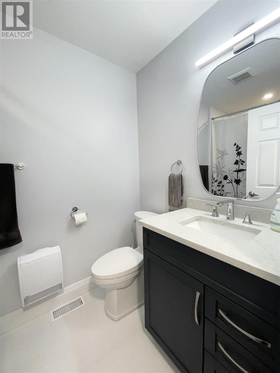 2778 Canoe Point Rd Property Photo 19