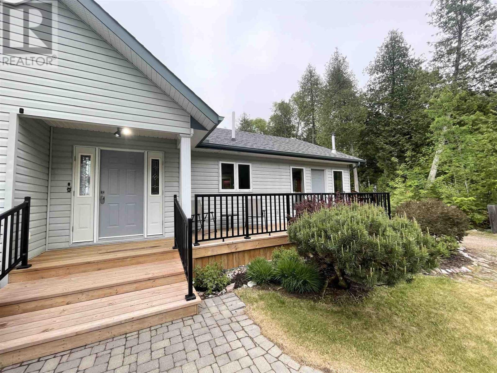 2778 Canoe Point Rd Property Photo 31