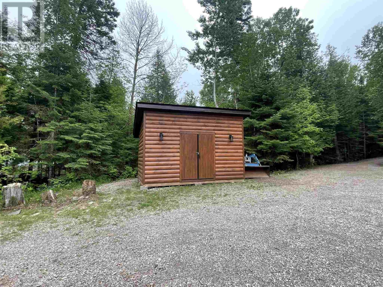 2778 Canoe Point Rd Property Photo 39