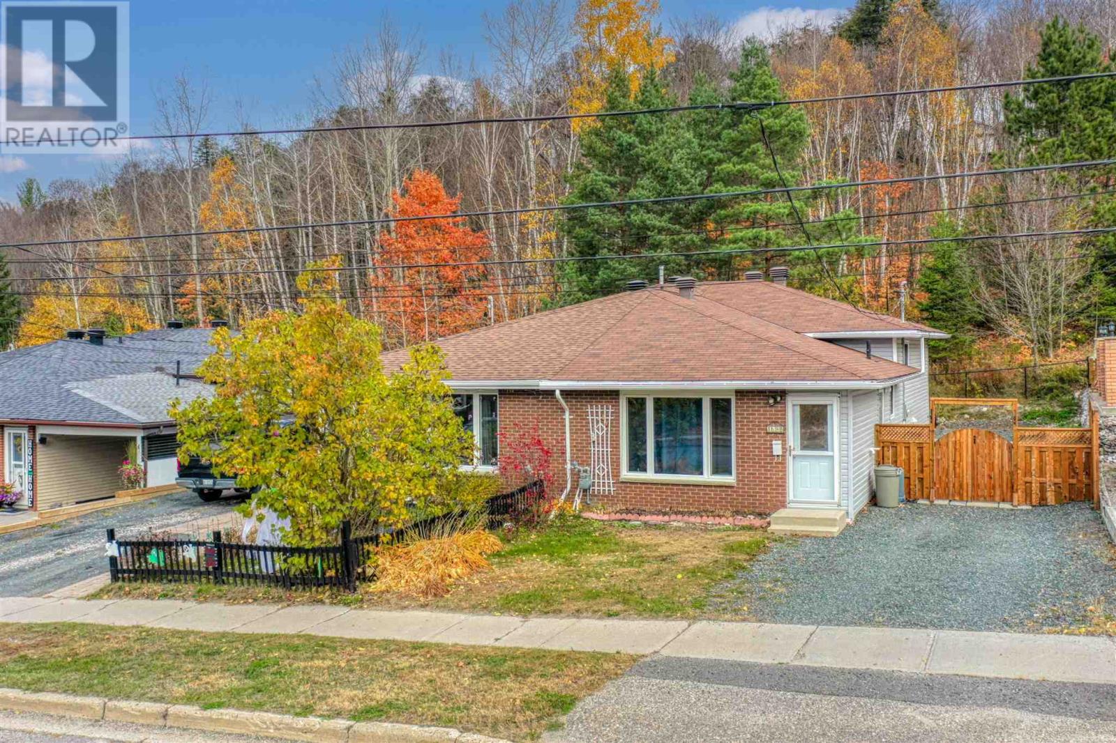 168B Ottawa AVE