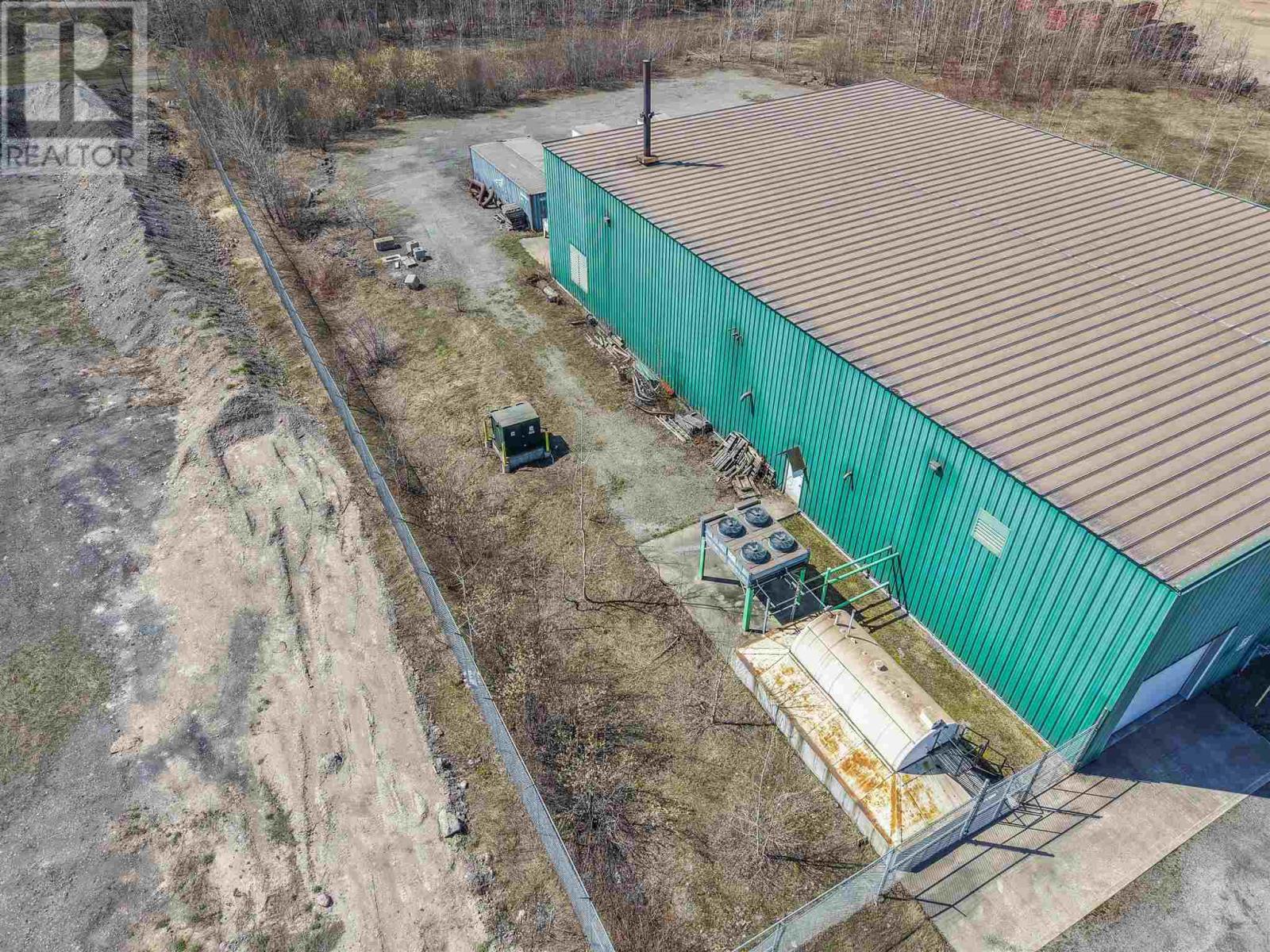 155 Yates Ave Property Photo 5