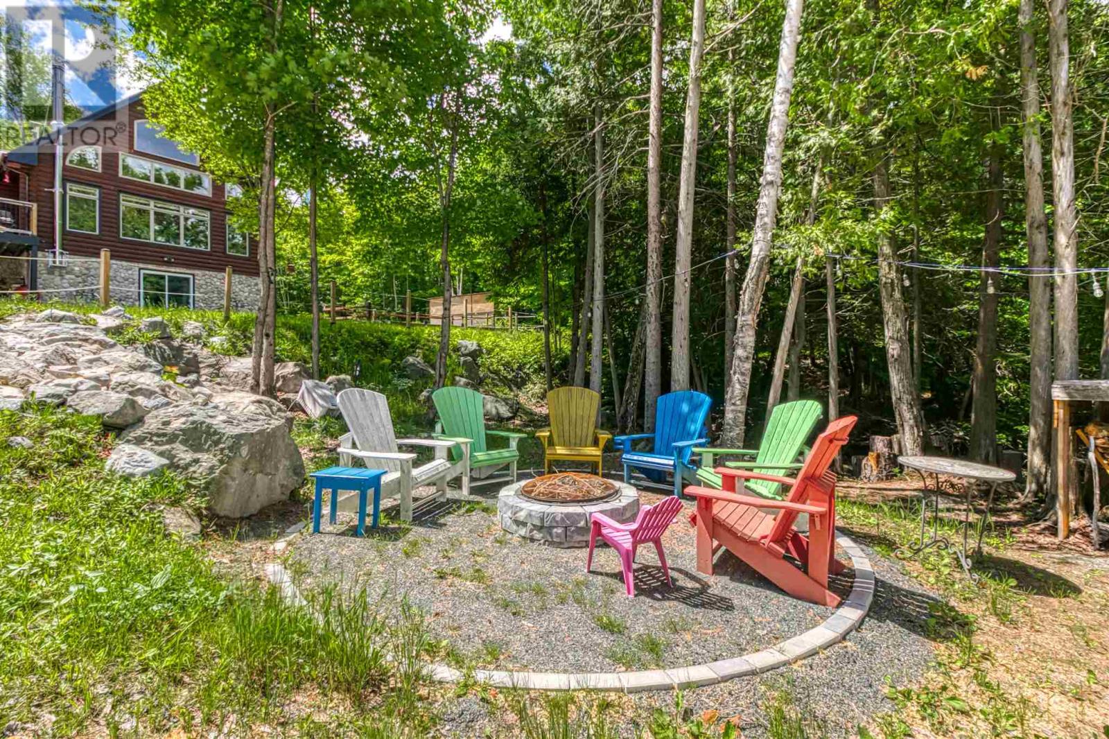 6 Quirke Ln Property Photo 9