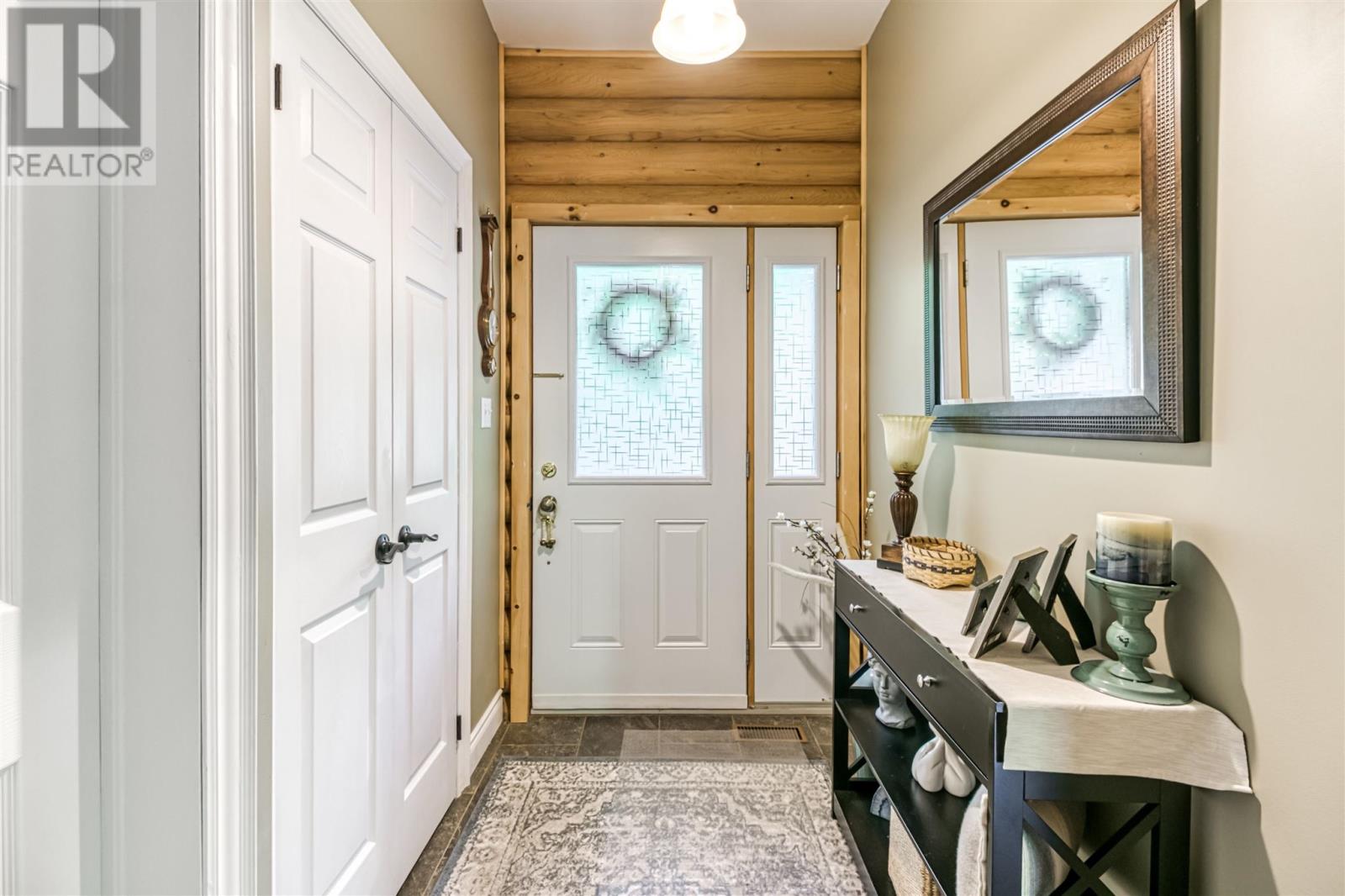 6 Quirke Ln Property Photo 15