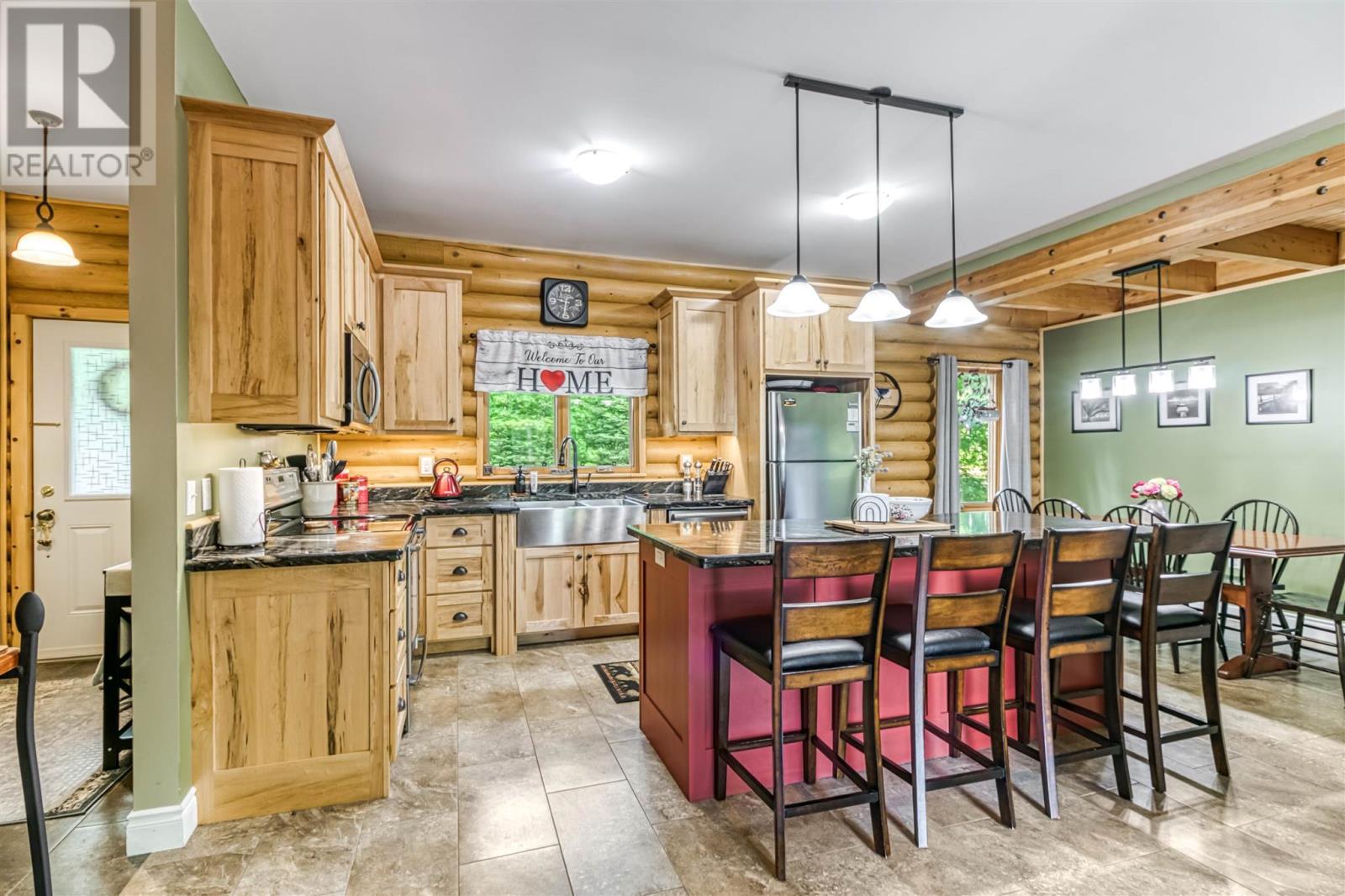 6 Quirke Ln Property Photo 16