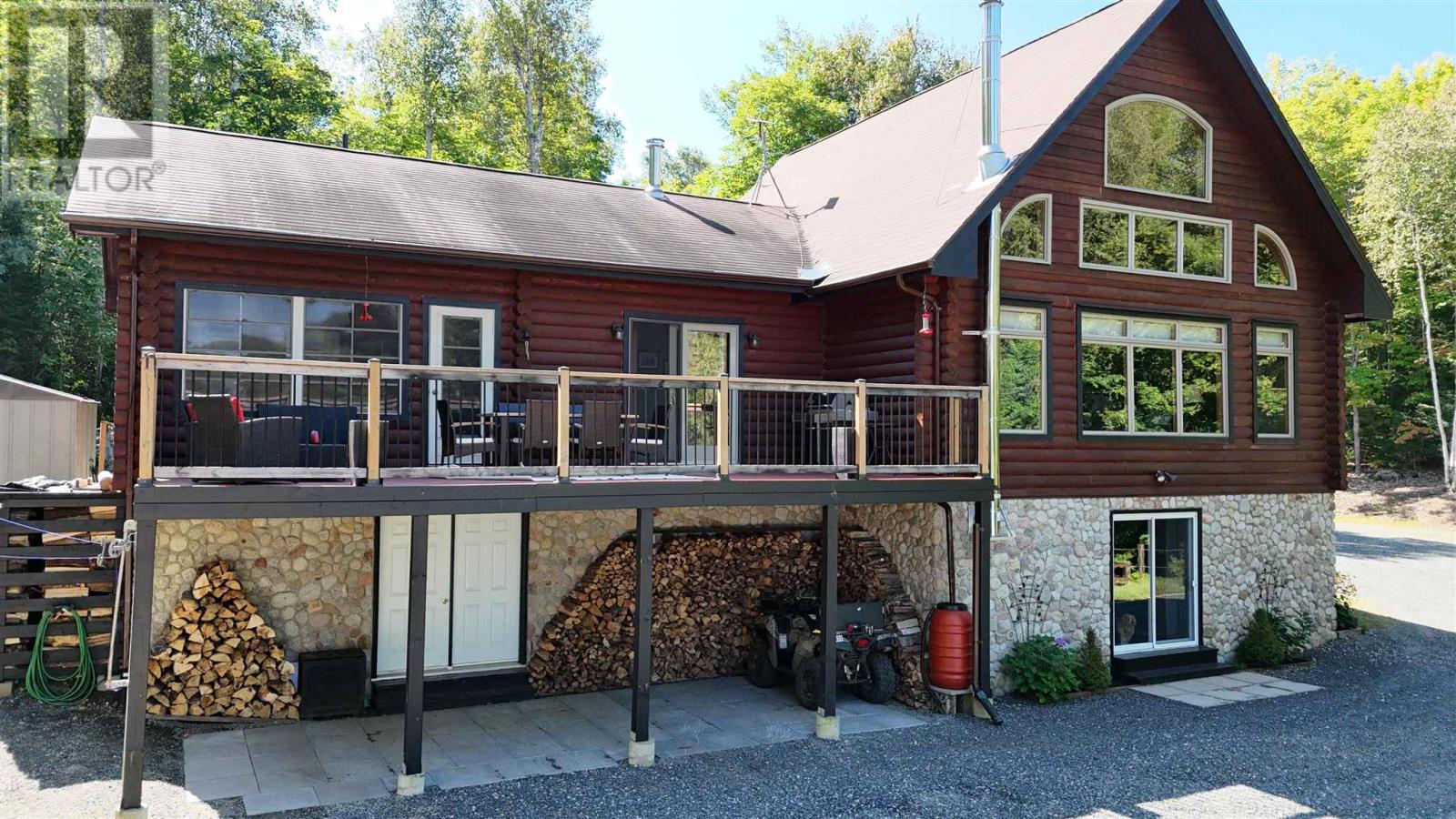 6 Quirke Ln Property Photo 16