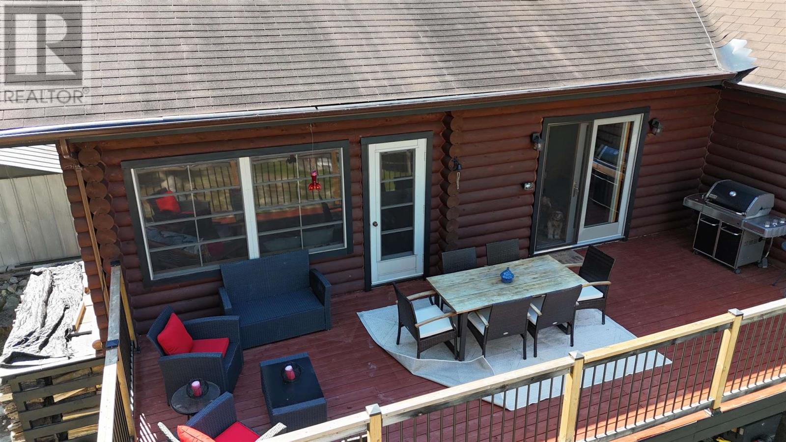 6 Quirke Ln Property Photo 17