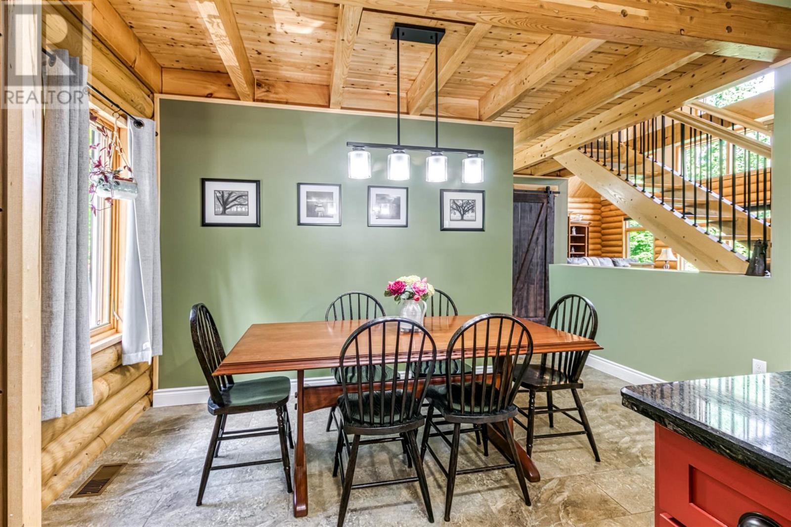 6 Quirke Ln Property Photo 19