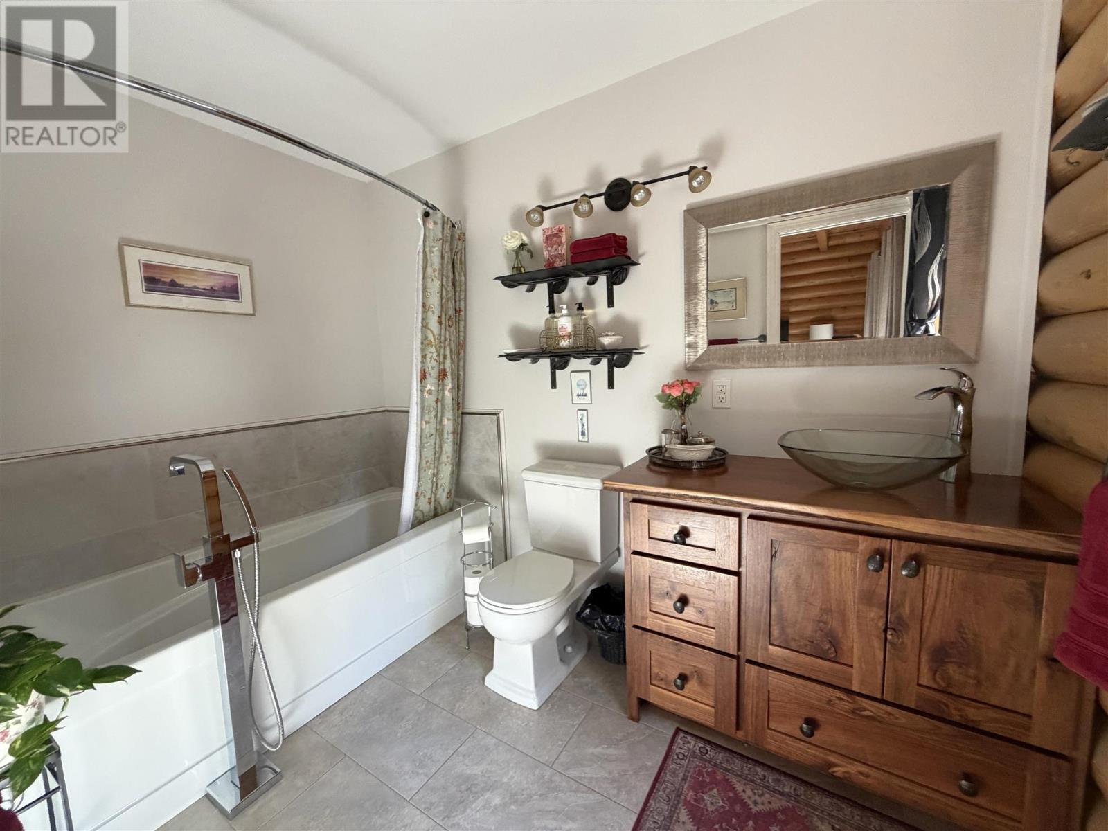6 Quirke Ln Property Photo 30