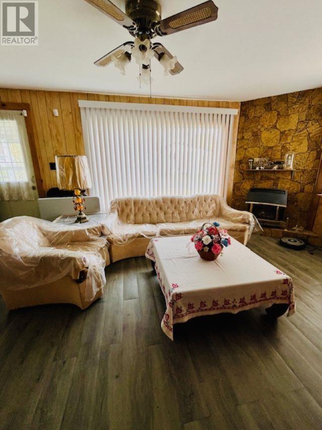 8 John Property Photo 5