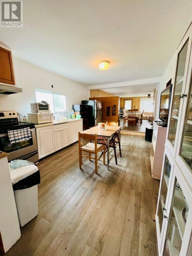 8 John Property Photo 8