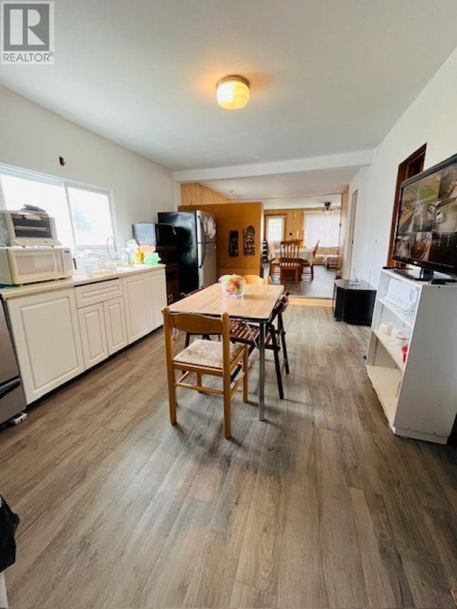 8 John Property Photo 9