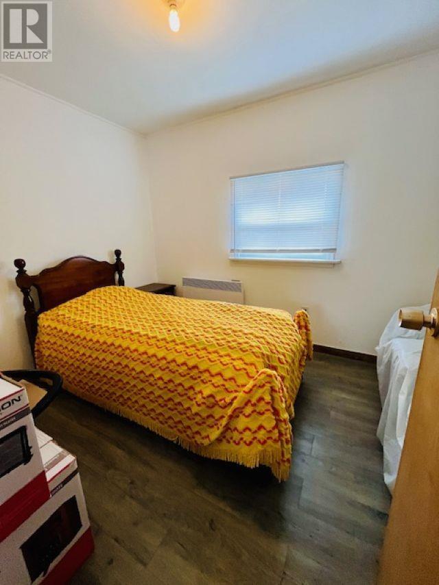 8 John Property Photo 16