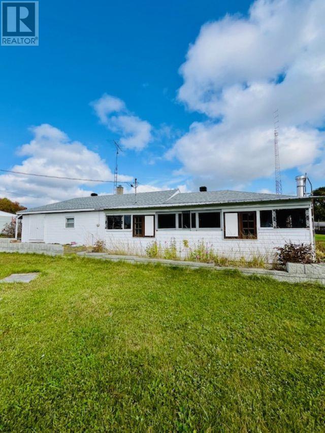 8 John Property Photo 20