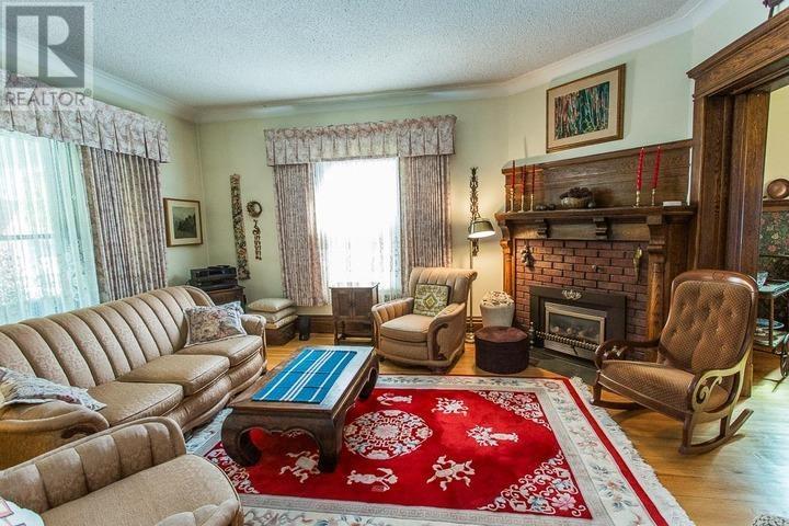 31 Taylor St Property Photo 6