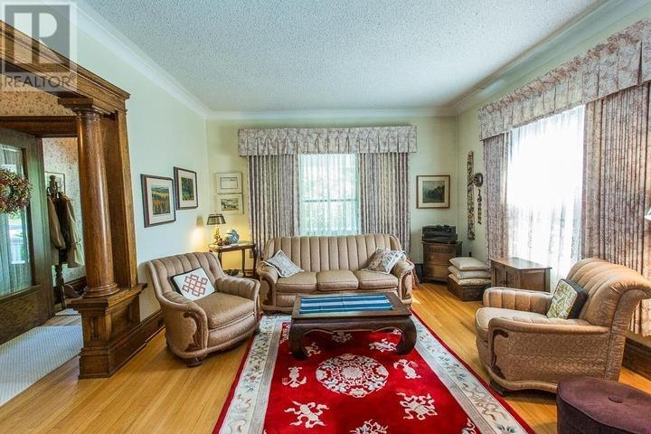 31 Taylor St Property Photo 7