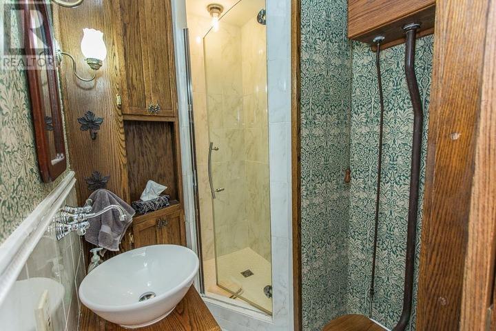 31 Taylor St Property Photo 17