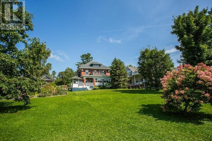 31 Taylor St Property Photo 40