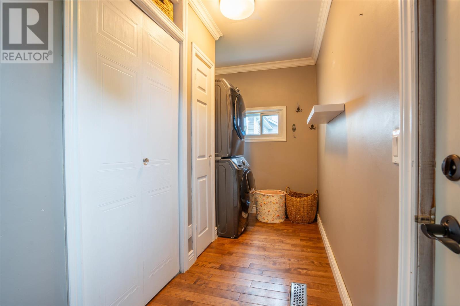 473 Charles St Property Photo 15