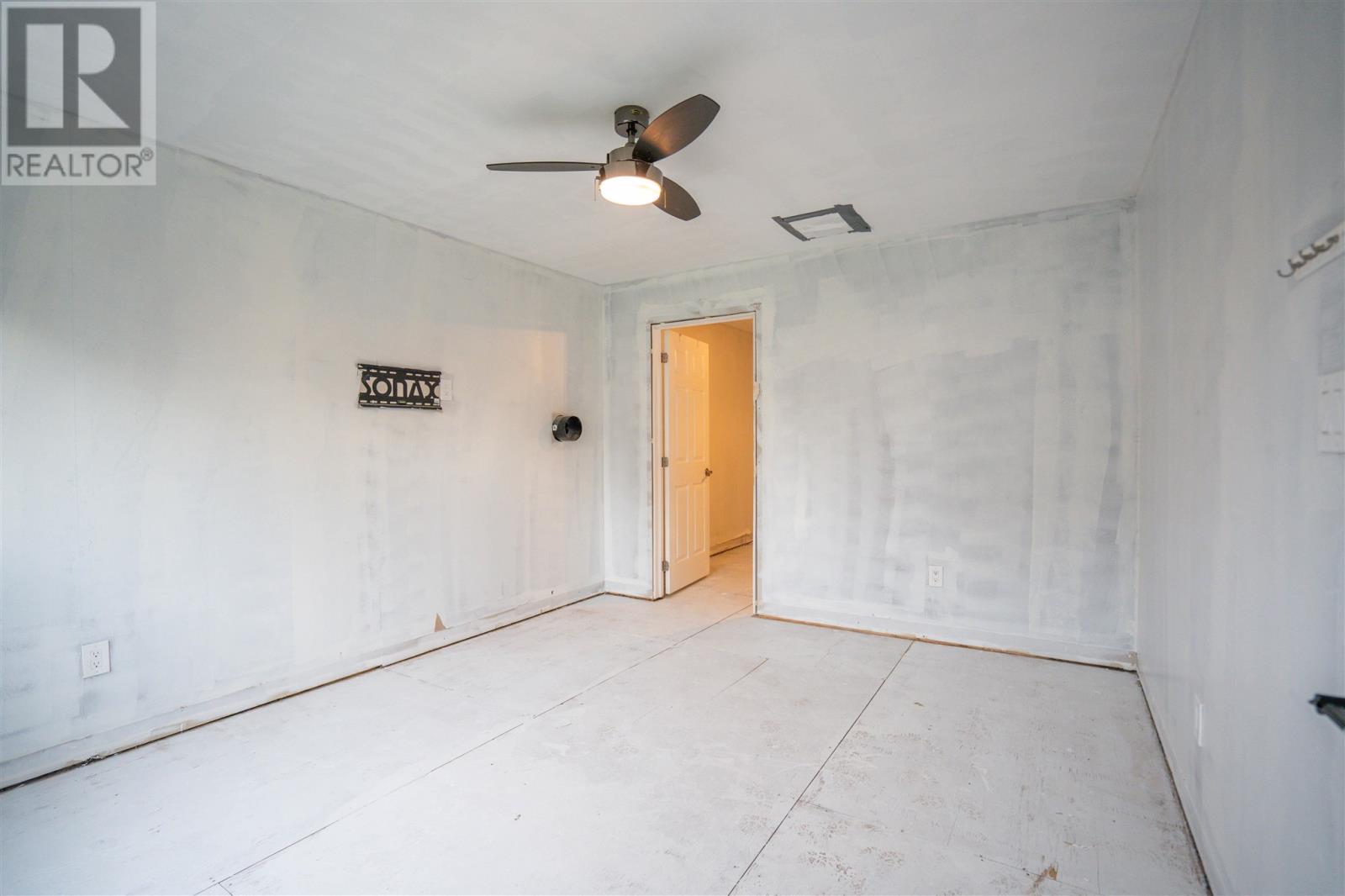473 Charles St Property Photo 23