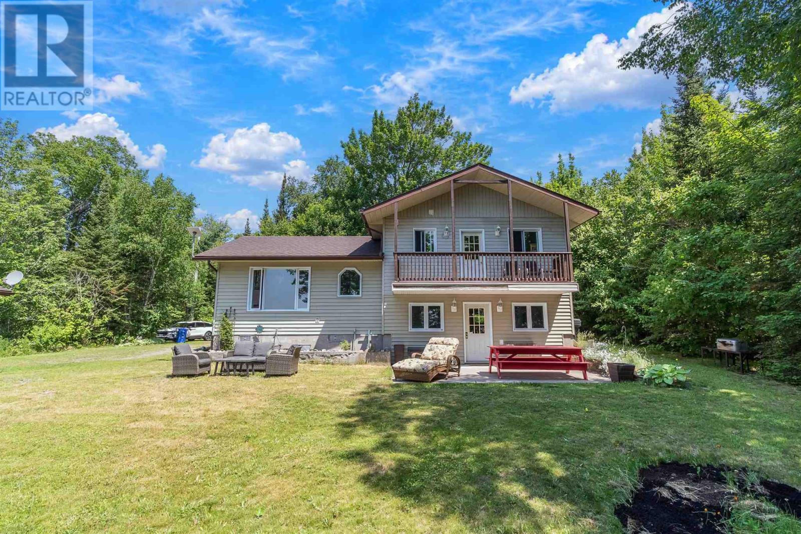 279 Nils Bay Rd Property Photo 4