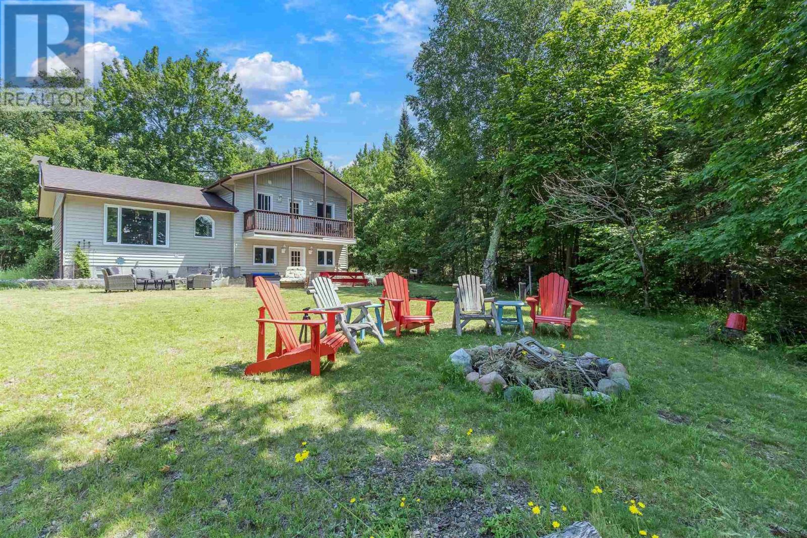 279 Nils Bay Rd Property Photo 9