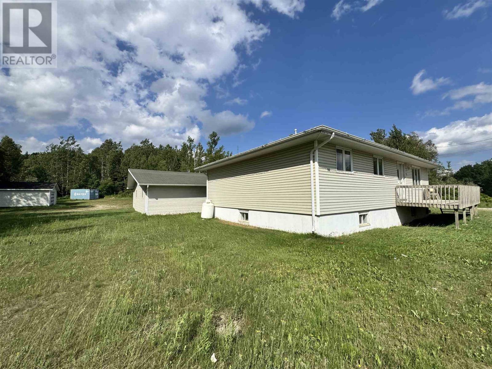 300 Martel Rd Property Photo 30
