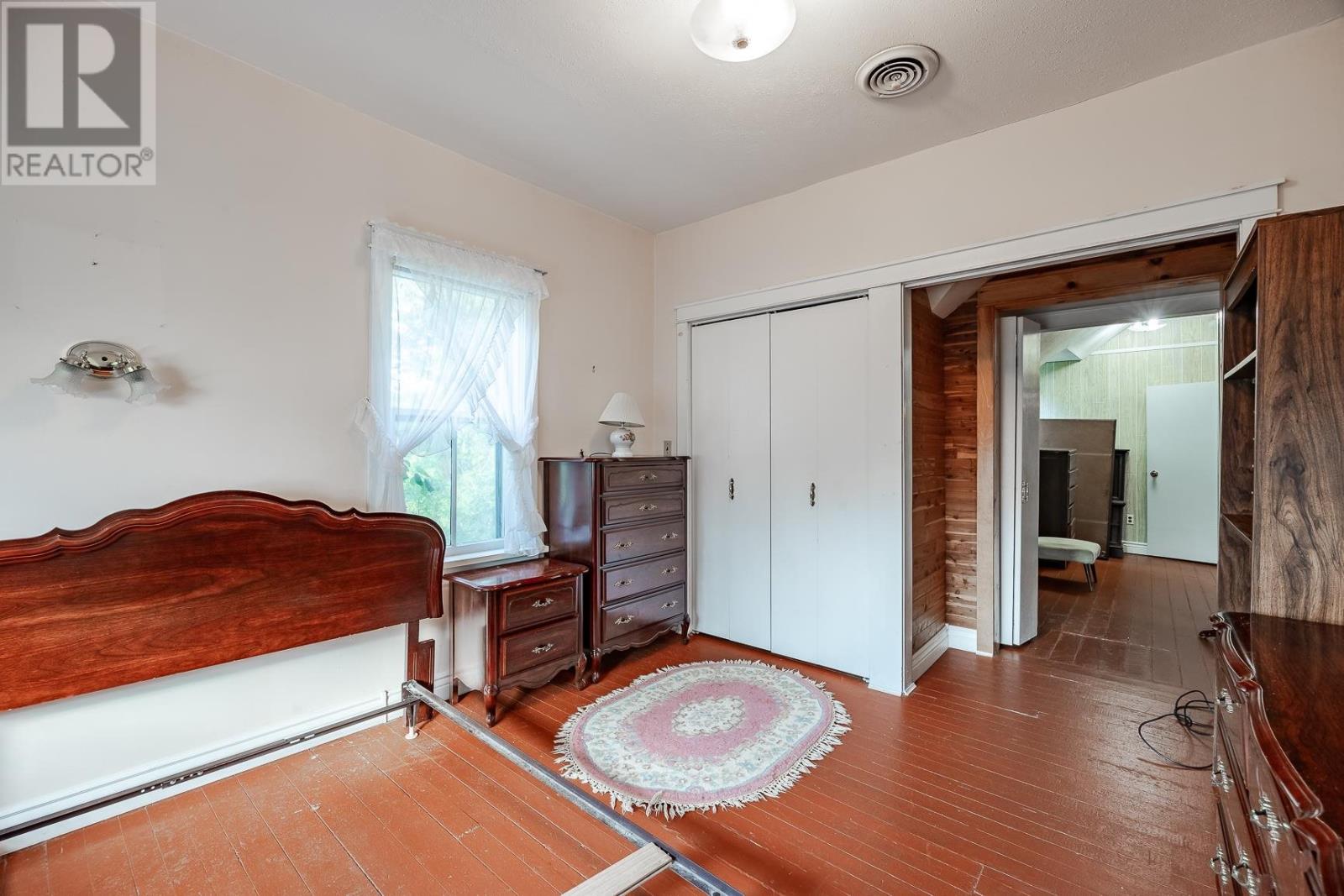 1805 Shore Rd Property Photo 20