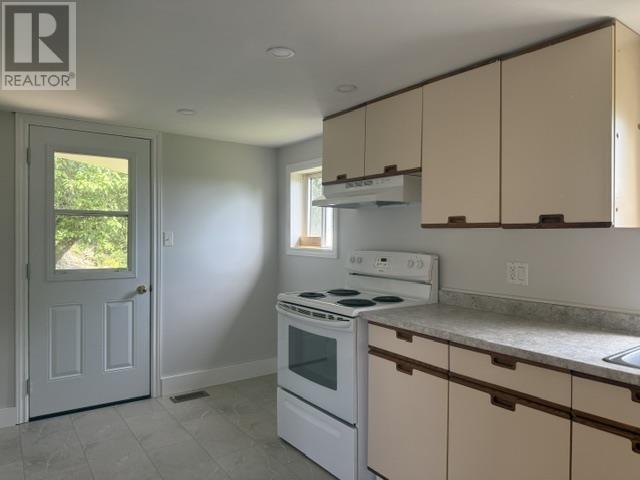 21 Park St Property Photo 6